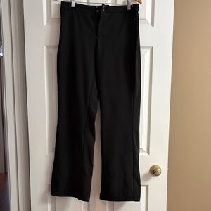 Black snowpants, flattering boot cut